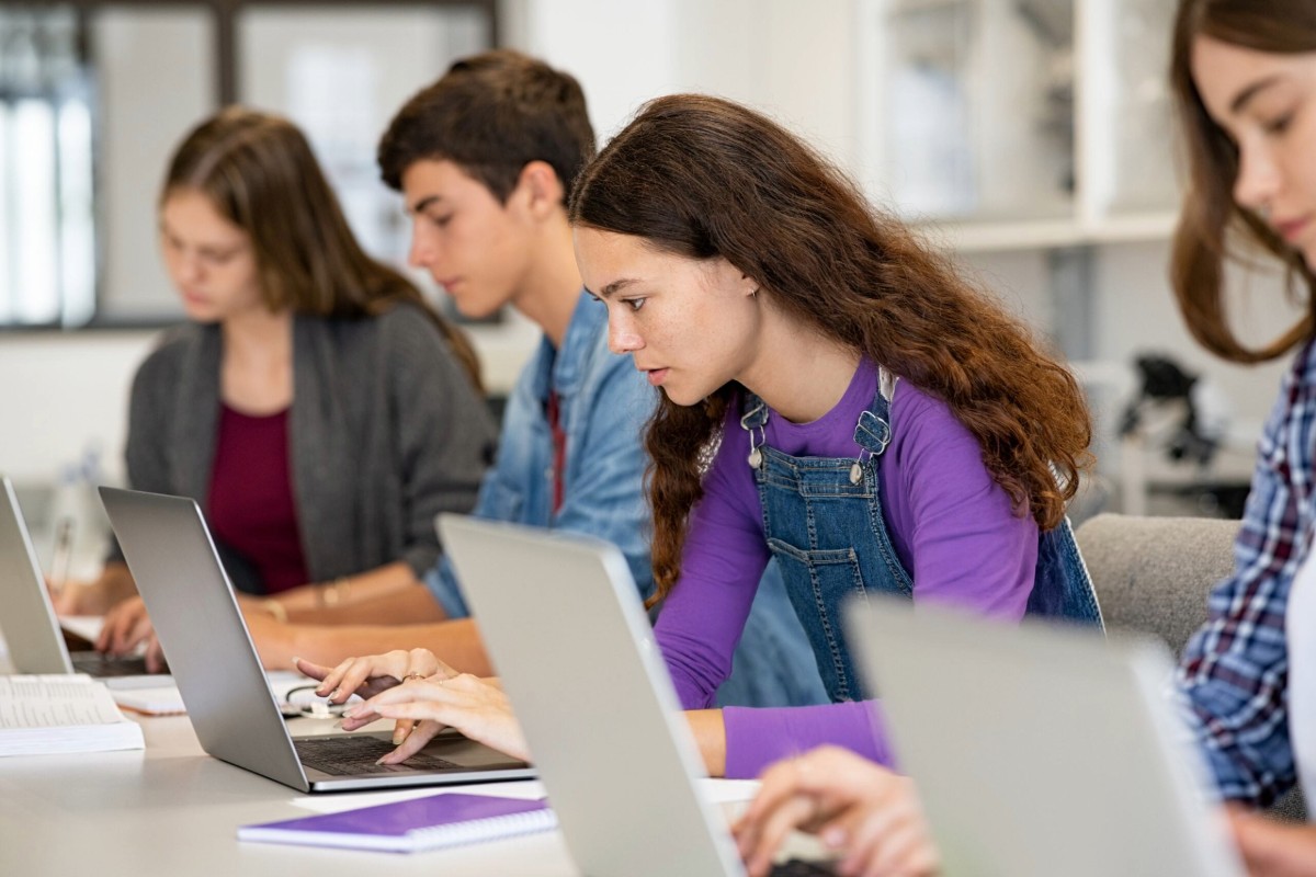 University students work with software via Academic Software. University students work with software via Academic Software.